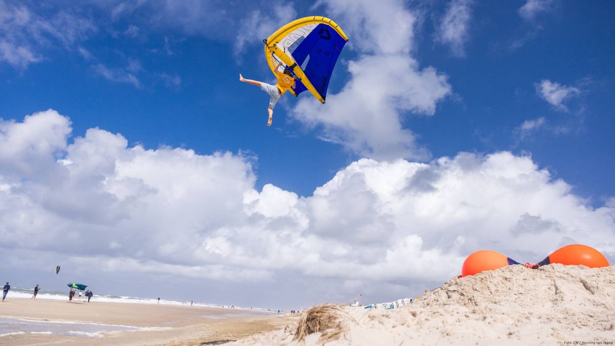 Wings fliegen auch an Land