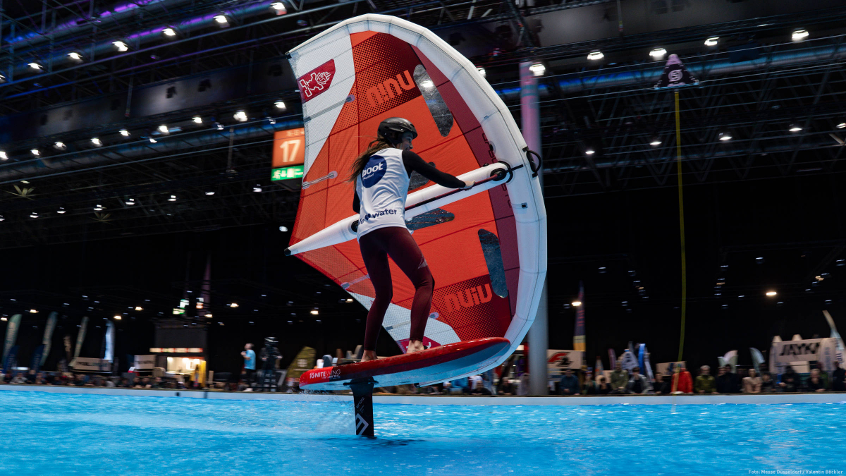 Orane Ceris im Actionbecken (boot Messe 2026, Halle 17)