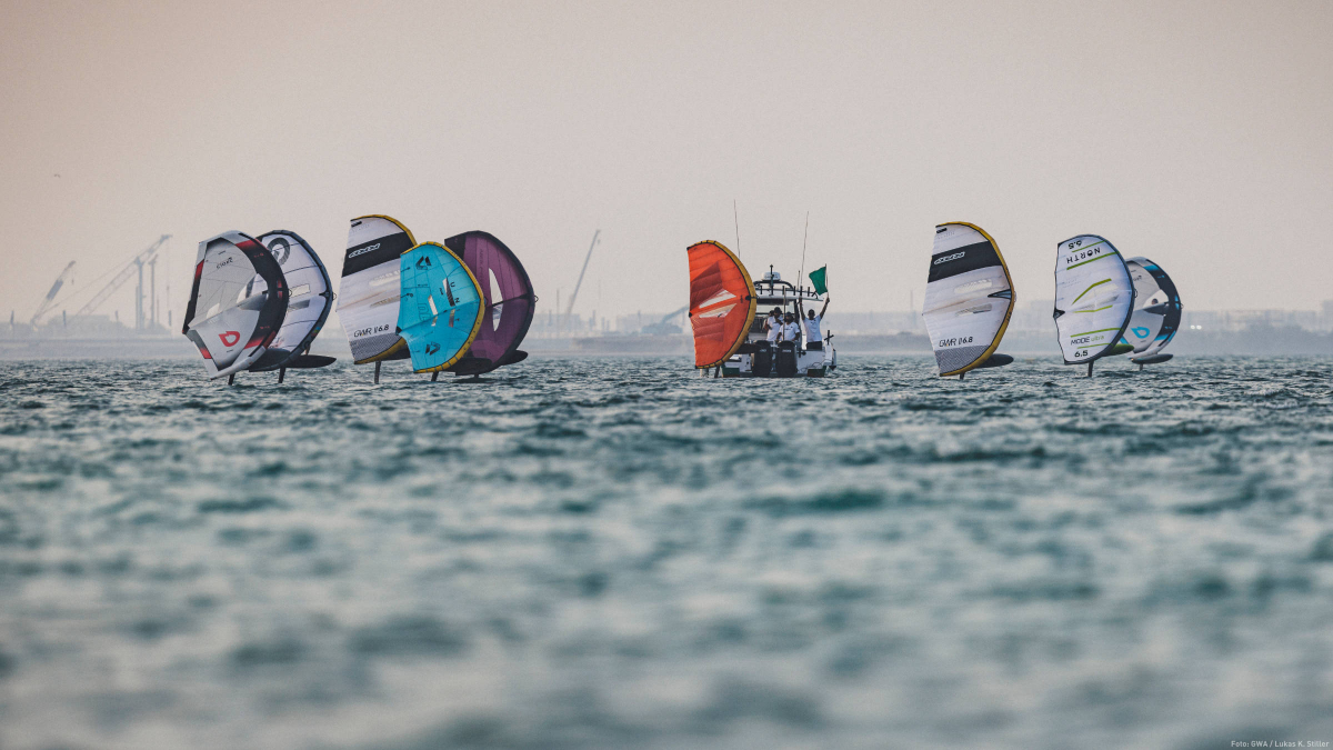Freefly-Slalom Rennen vor Fahid Island
