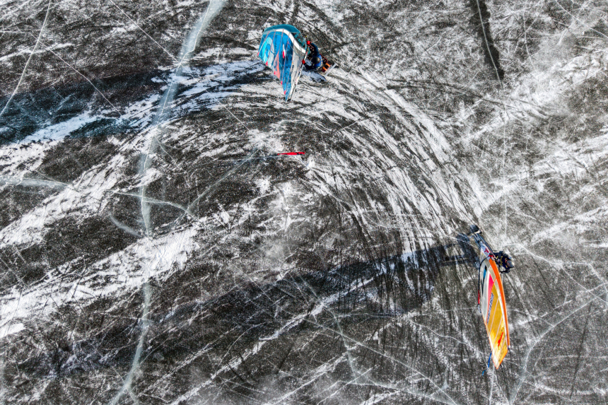 Tight carving around the flagpole