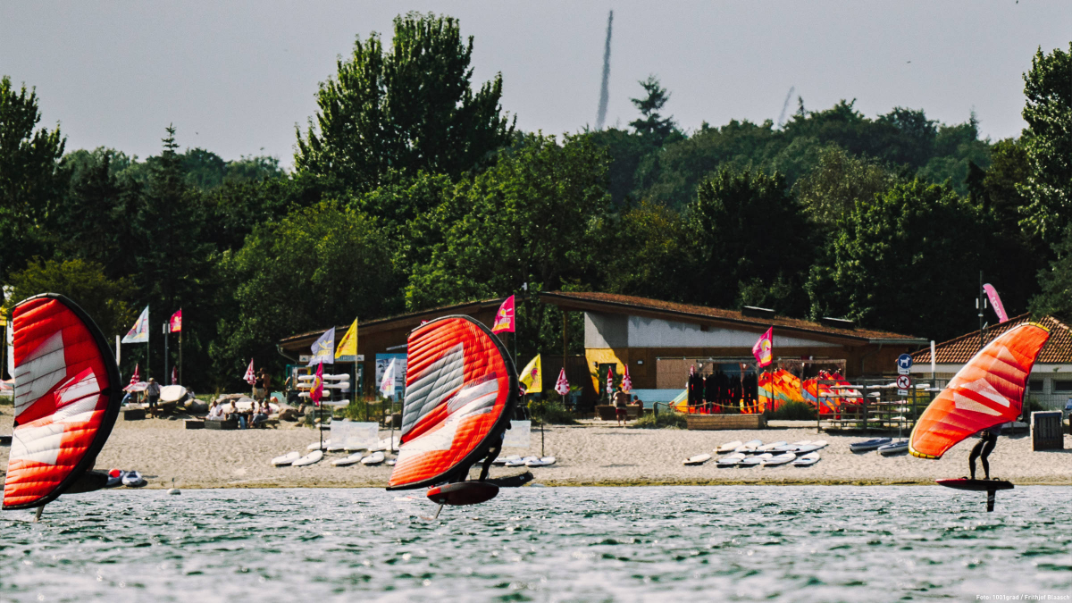 The surf school on Kellenhusen's south beach