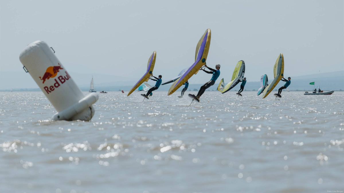 Wingfoil-Slalomrennen beim Surf Opening am 4./5. Mai 2024