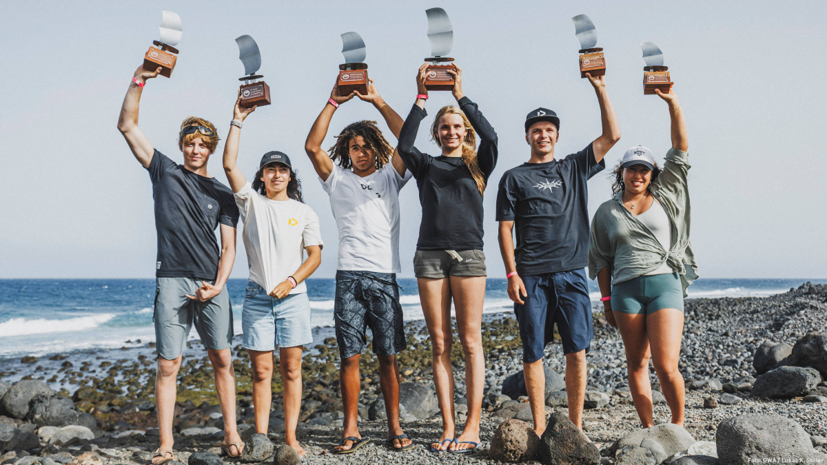 Champions - die Top 3 der Männer und Frauen bei der 2025er GWA Wingfoil Surf-Freestyle World Tour