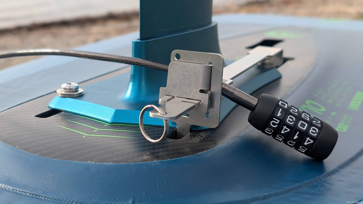 Surfinlock - anti-theft device for boards and foils