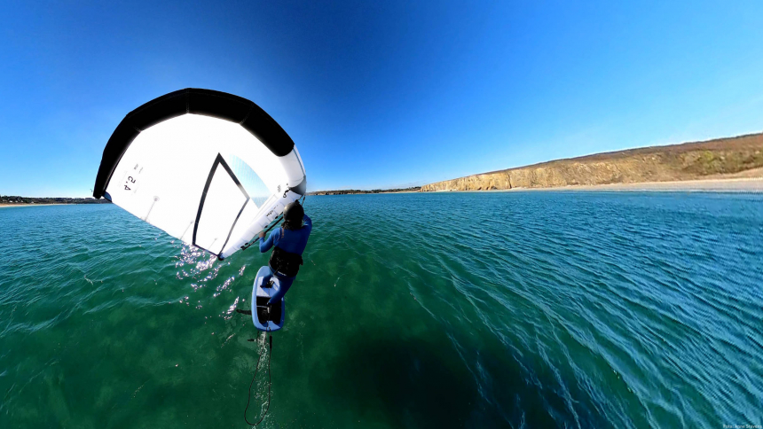 Campervan Roadtrip Brittany 2025 - Wing foiling and surfing at the spots near Penhors and on the Crozon Peninsula