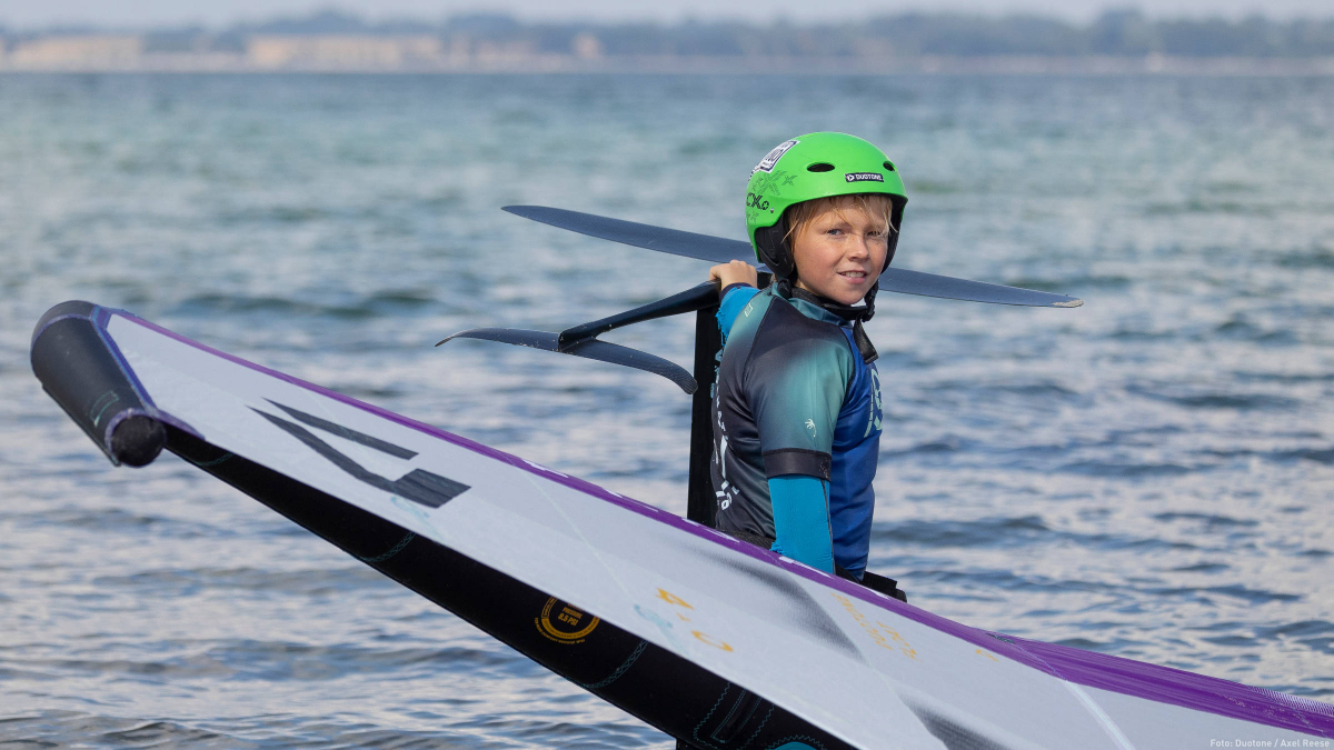 Wingfoil-Nachwuchscamp für Kids und Teens