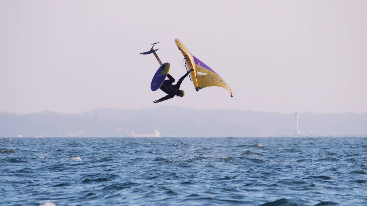 Henning Nockel - Wingfoilen auf der Kieler Förde