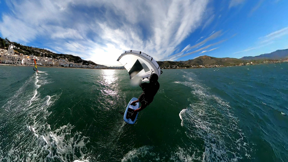 Wingfoilen in El Port de la Selva
