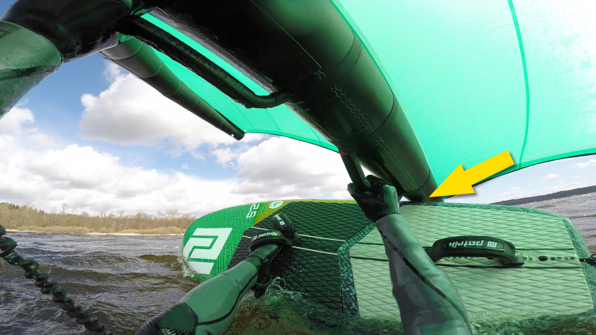 The strut of the wing lies on the canted board