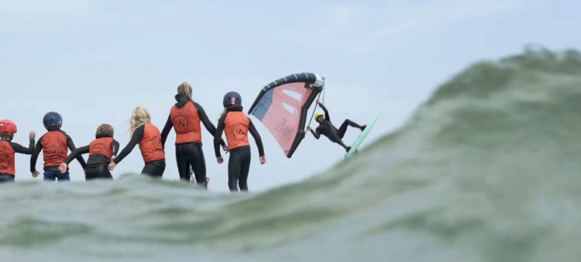 Wing Foil Wave Session wingdaily.de